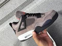 Air Jordan 4 "Taupe Haze" tenisice — detalj